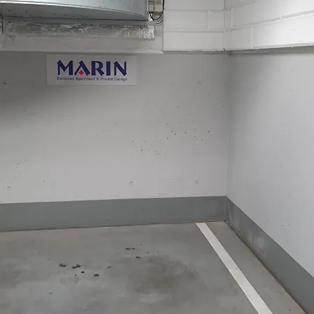Daire Marin Exclusive & Private Garage Gdansk