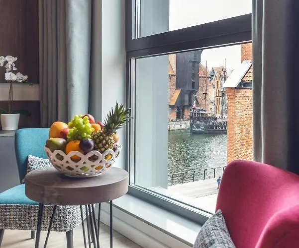 Marin Exclusive & Private Garage