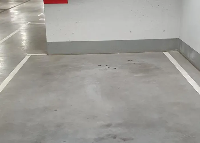 Marin Exclusive & Private Garage * Gdańsk